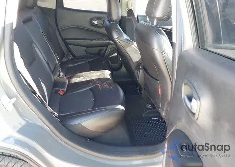 2020 Jeep Compass Trailhawk 4X4 из США, поврежденный, VIN 3C4NJDDB7LT163466